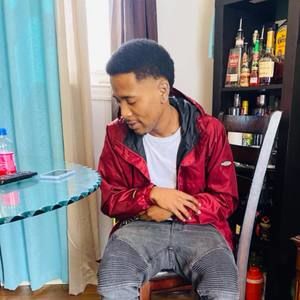 Meet your Posher, Lamar